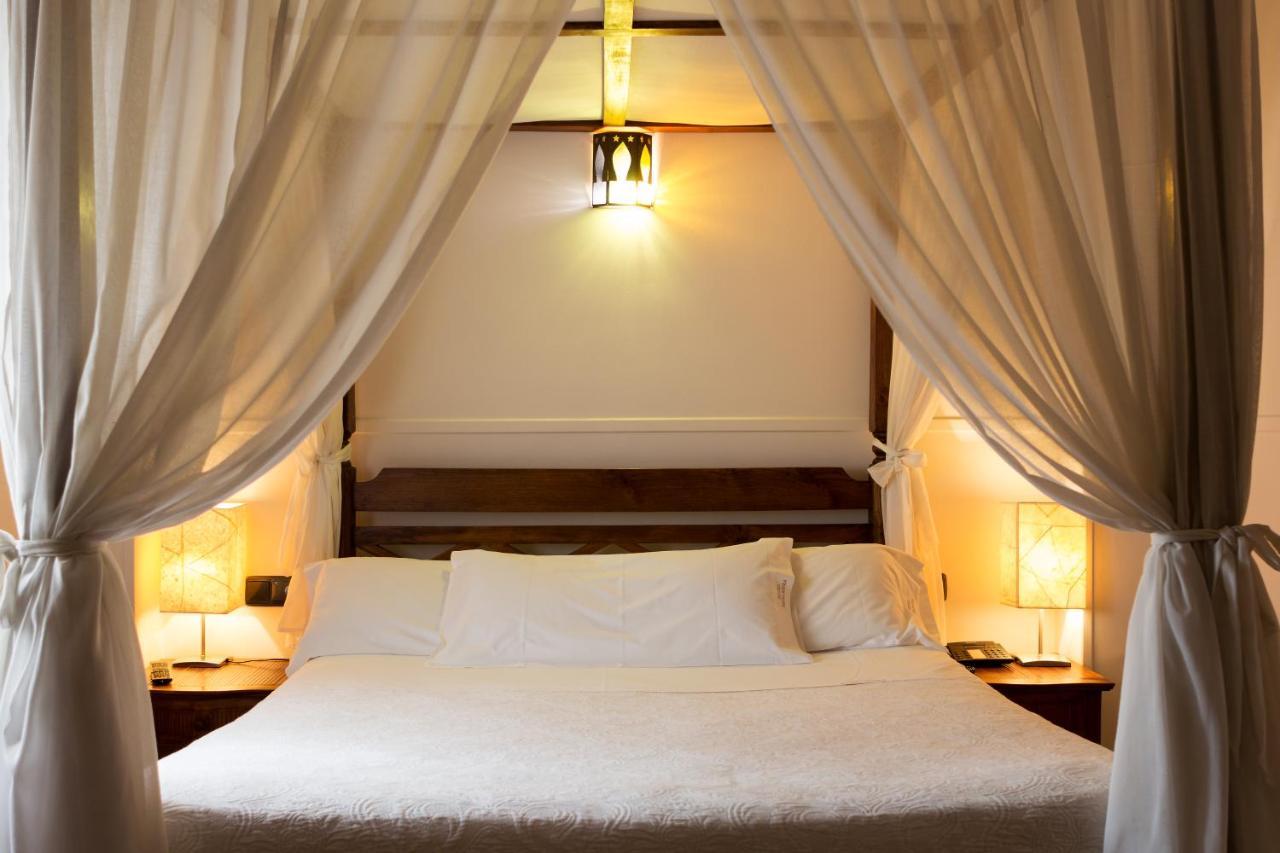 Hotel Boutique Reina Mora Granada Ngoại thất bức ảnh